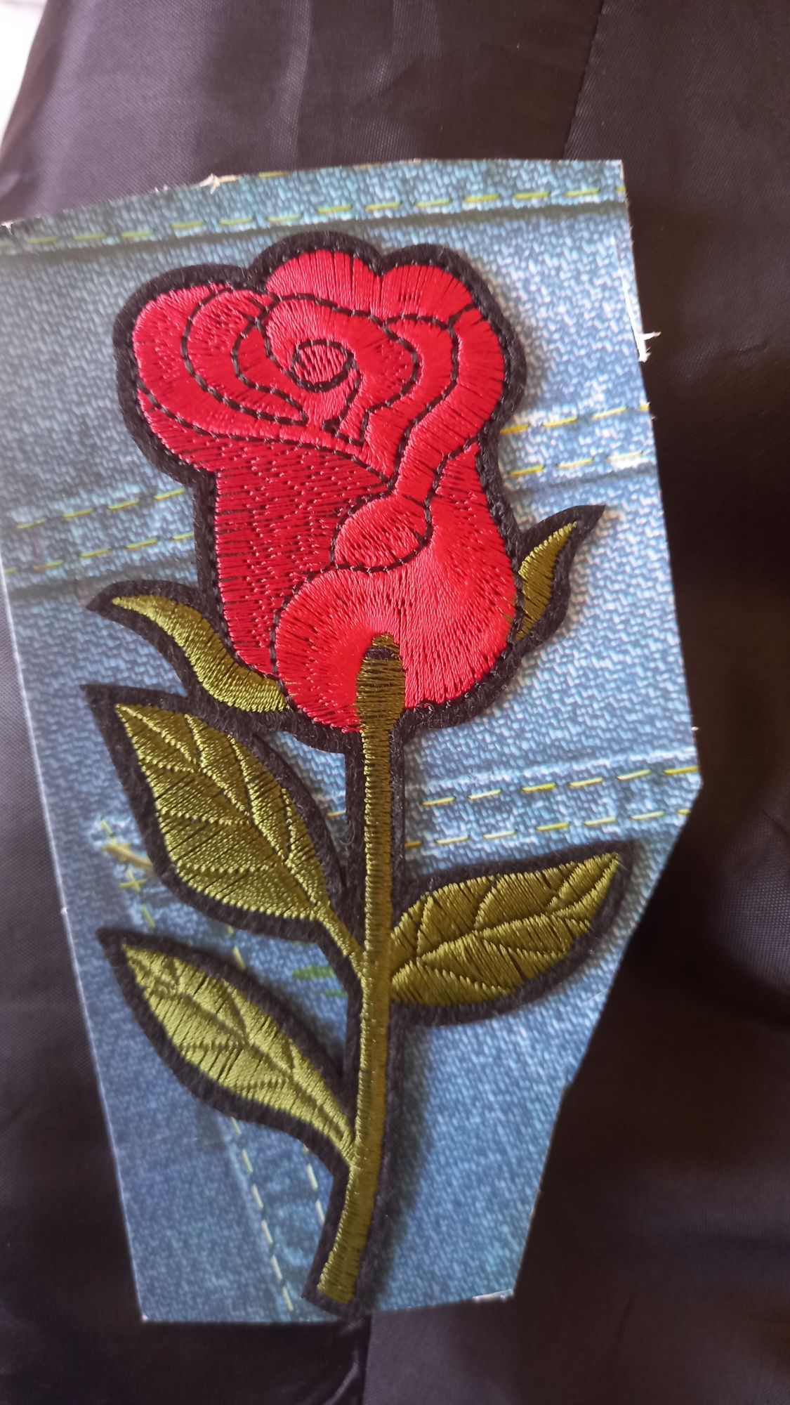 patch / remendo em forma de rosa