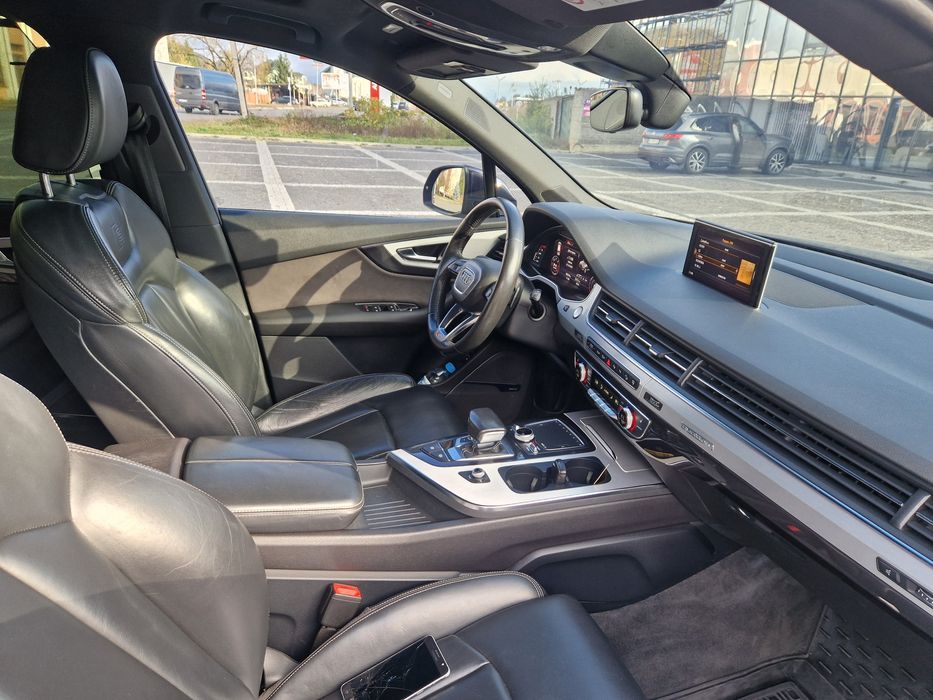 Audi Q7 S-lain 7-містна пневмо