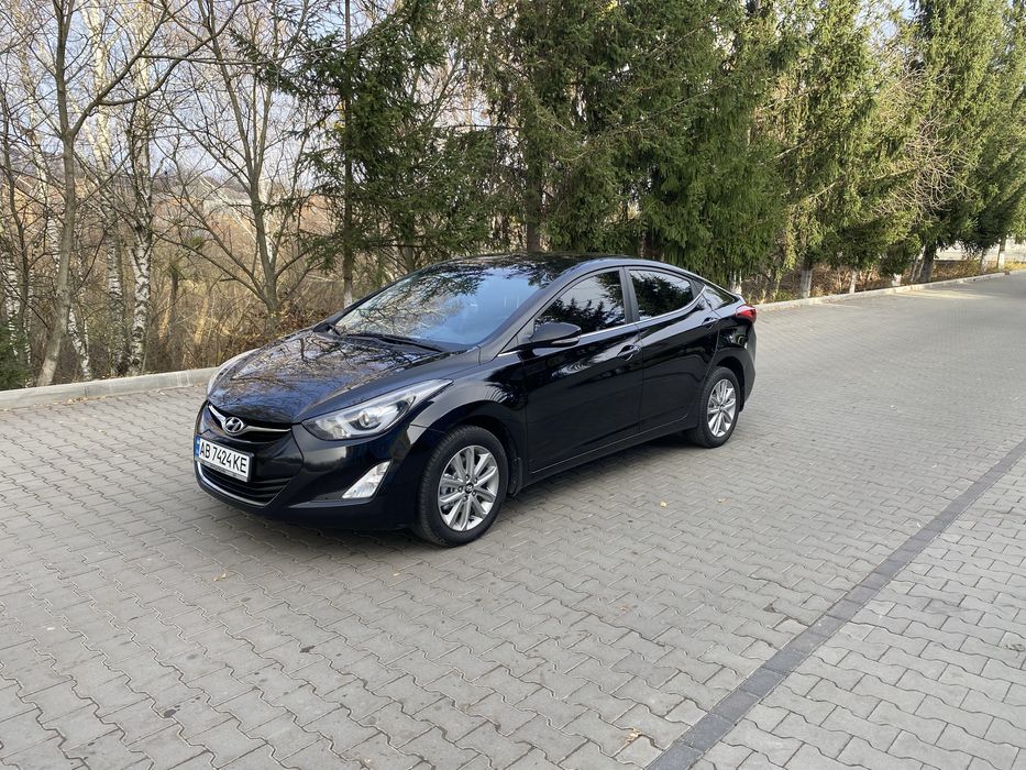 Автомобіль Hyundai Elantra