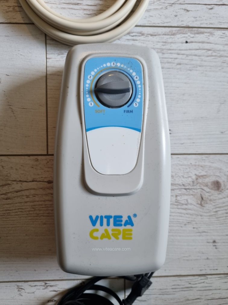 Pompka do materaca Vitea care