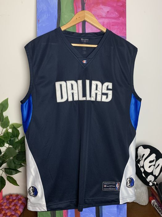 Vintage Dallas Mavericks Champion Basketball Jersey  NBA