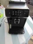Sprzedam ekspres ciśnieniowy Philips 2200 EP2220/10 1500 W czarny