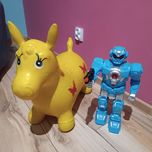 Skoczek robot chodzący