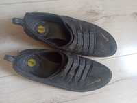 Czarne buty Nike 37