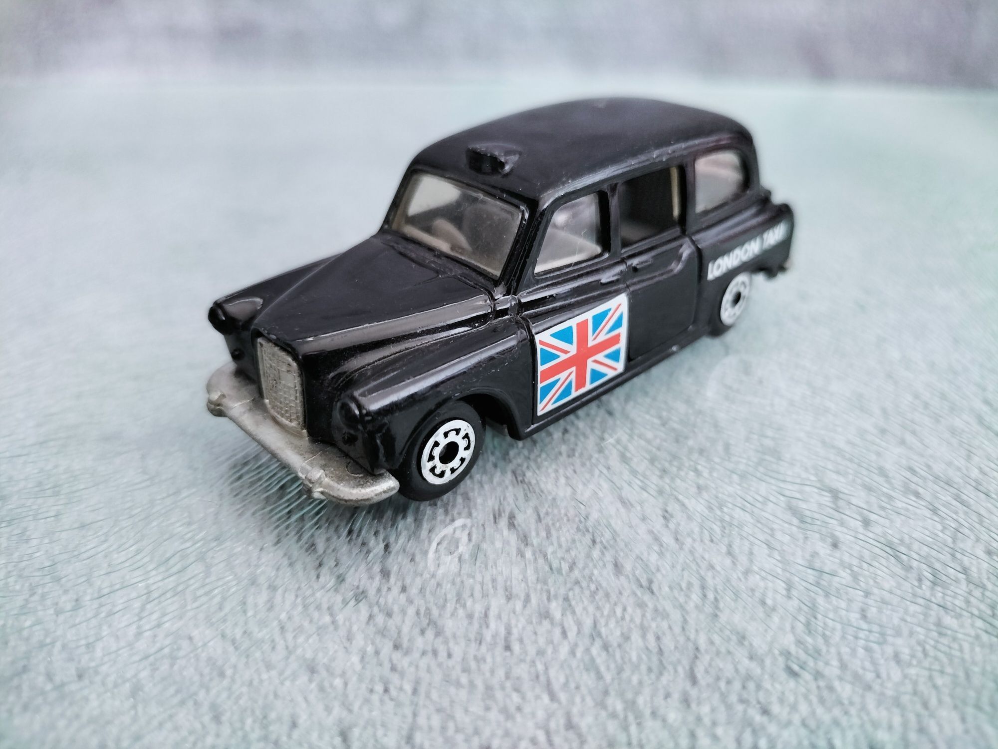 Matchbox 1986 London Taxi FX4R 1:60