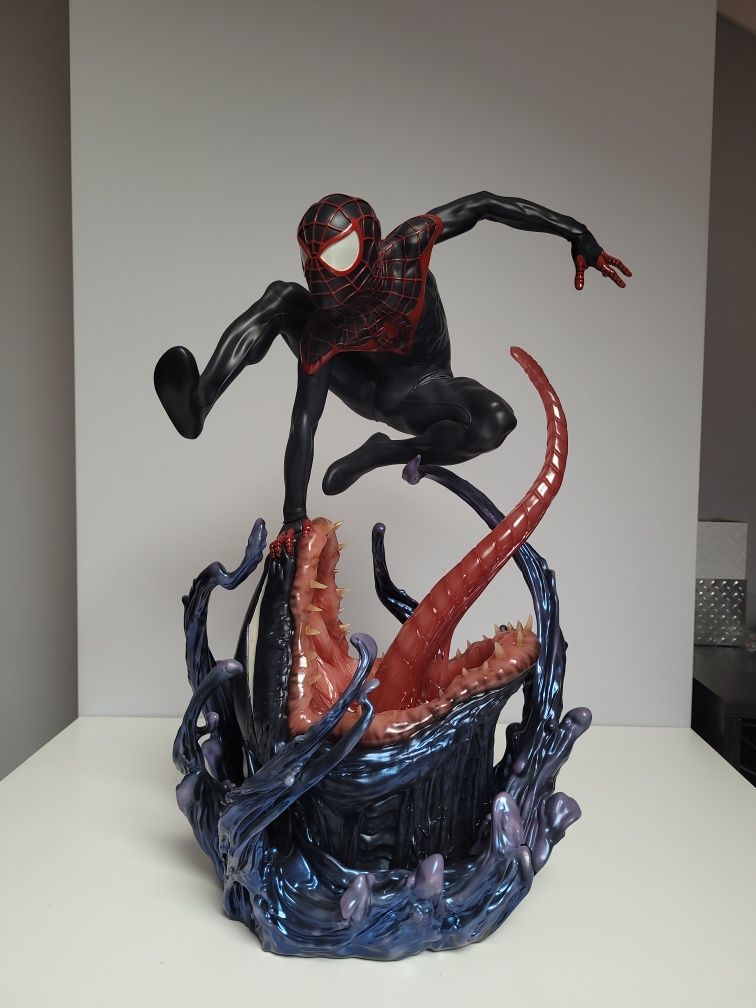 Spider-man Sideshow estátua 1/4 Miles Morales