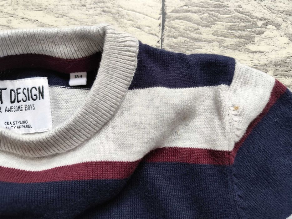 Sweter chłopięcy sweterek C&A r. 134