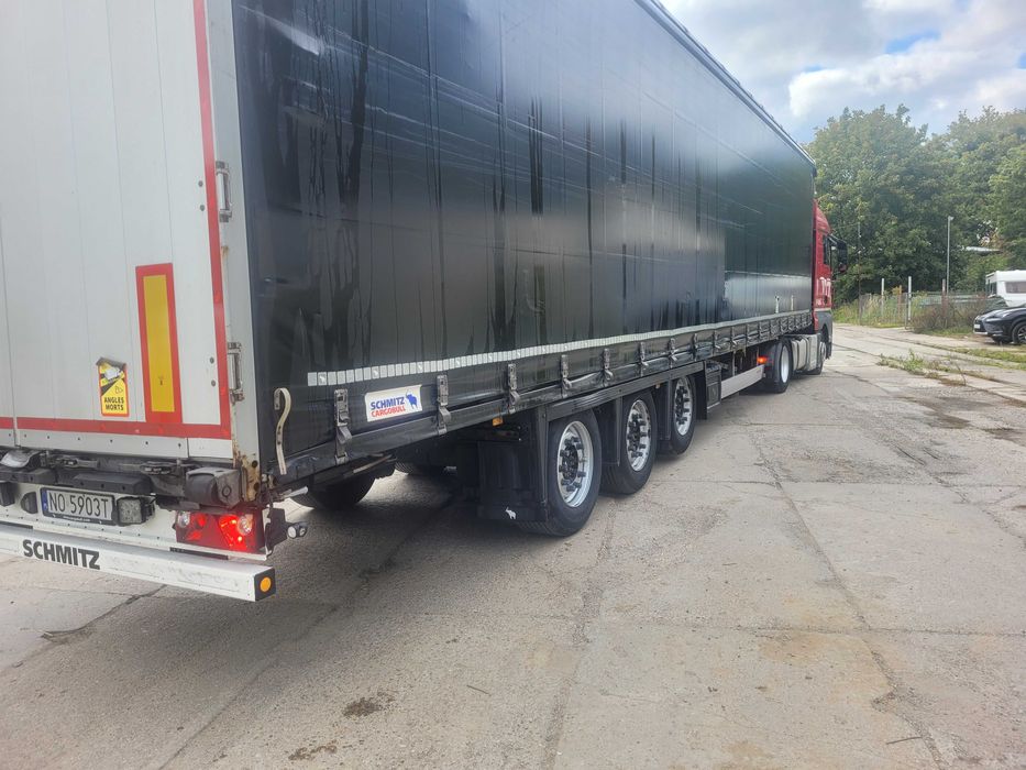 Naczepa Schmitz firanka