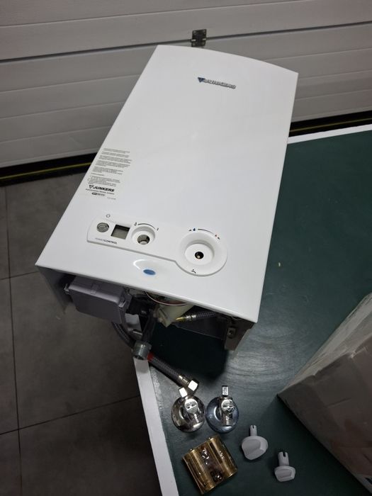 Piecyk gazowy  przepływowy JUNKERS nowy