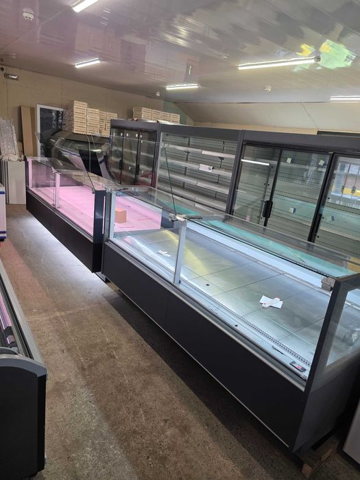 Вітрини UBC  вітрина холодильна Підйомне фронтальне скло викладка 95см