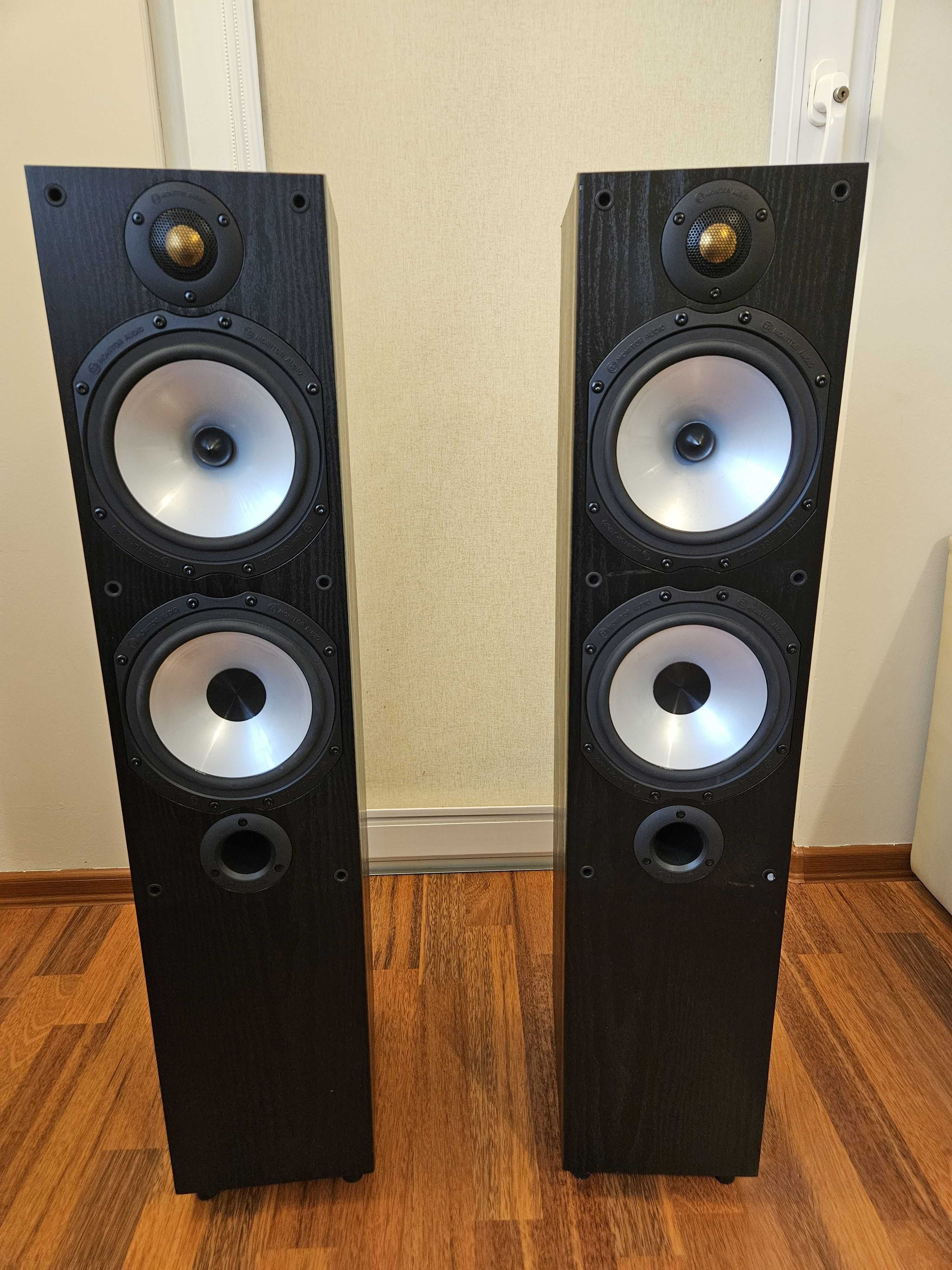 Kolumny głośnikowe Monitor Audio MR4 (czarne)