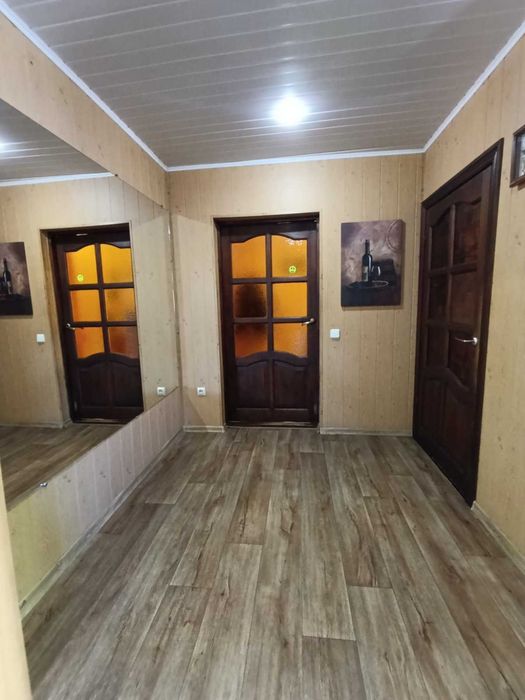 Продам дом в самом центре города . Rn