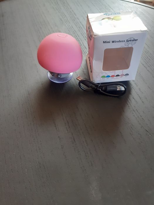 Mini głośnik nowy
