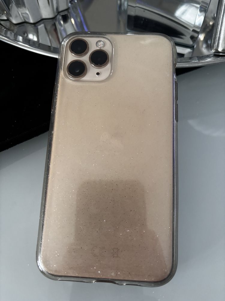 iPhone 11 pro.  256 GB pamięci