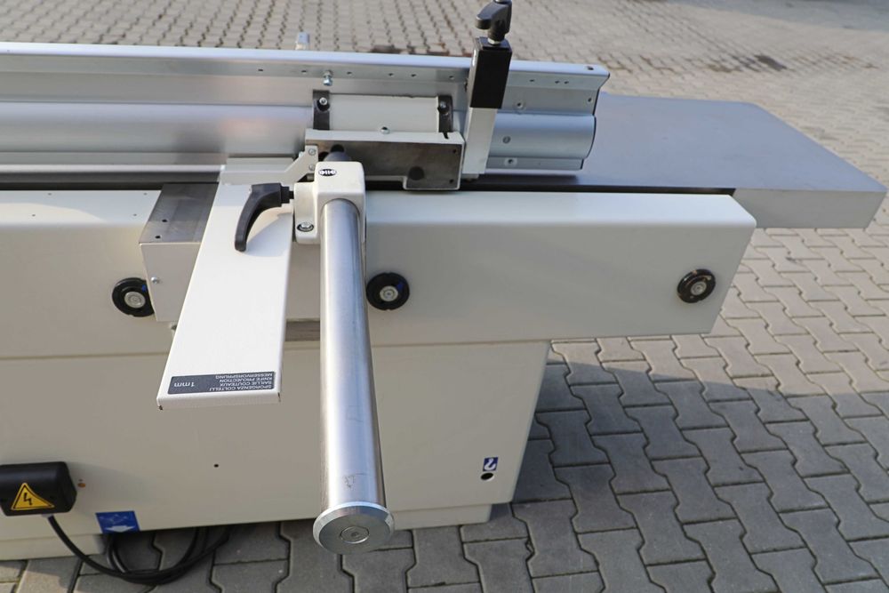 Strugarka heblarka SCM F520 nova (850)