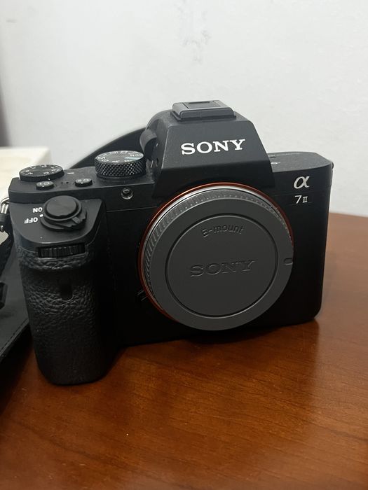 Sony A7II na caixa