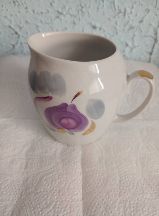 Продам вінтажний порцеляновий вершківник молочник