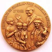 Medalha de Bronze Marcello Caetano por CABRAL ANTUNES e TOPÁZIO 1969