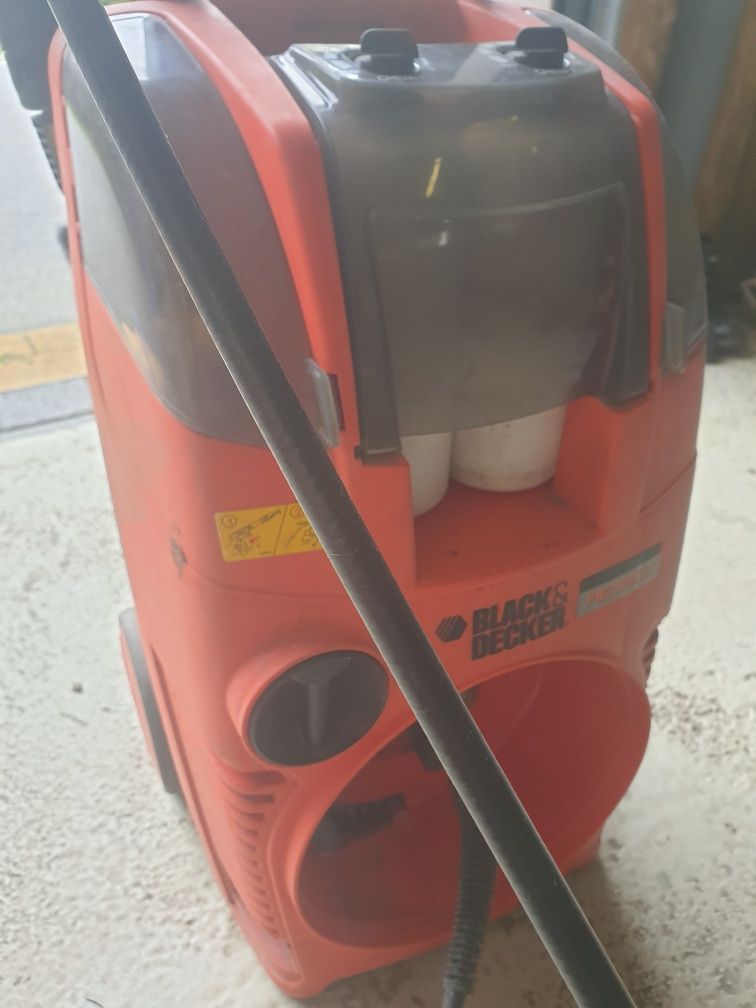 Myjka ciśnieniowa Black Decker