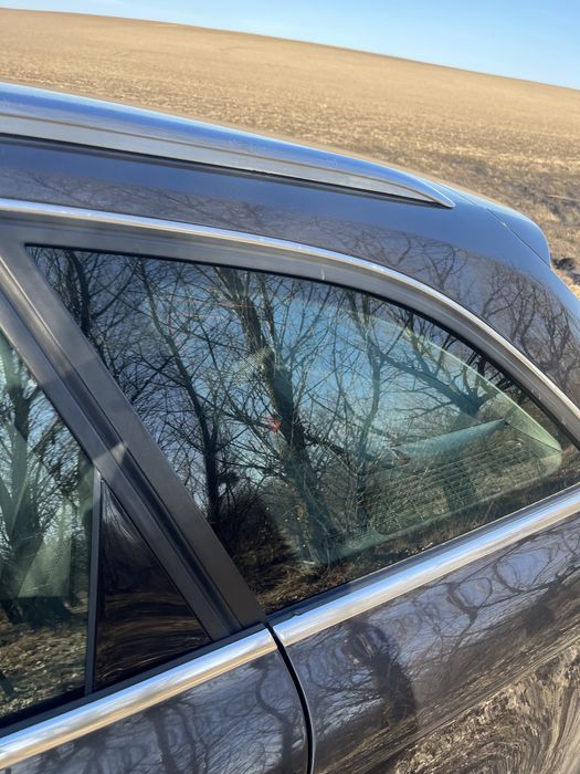 Стекло Audi A4 B8 2010 рік скло. Универсал. Правое левое заднее, перед