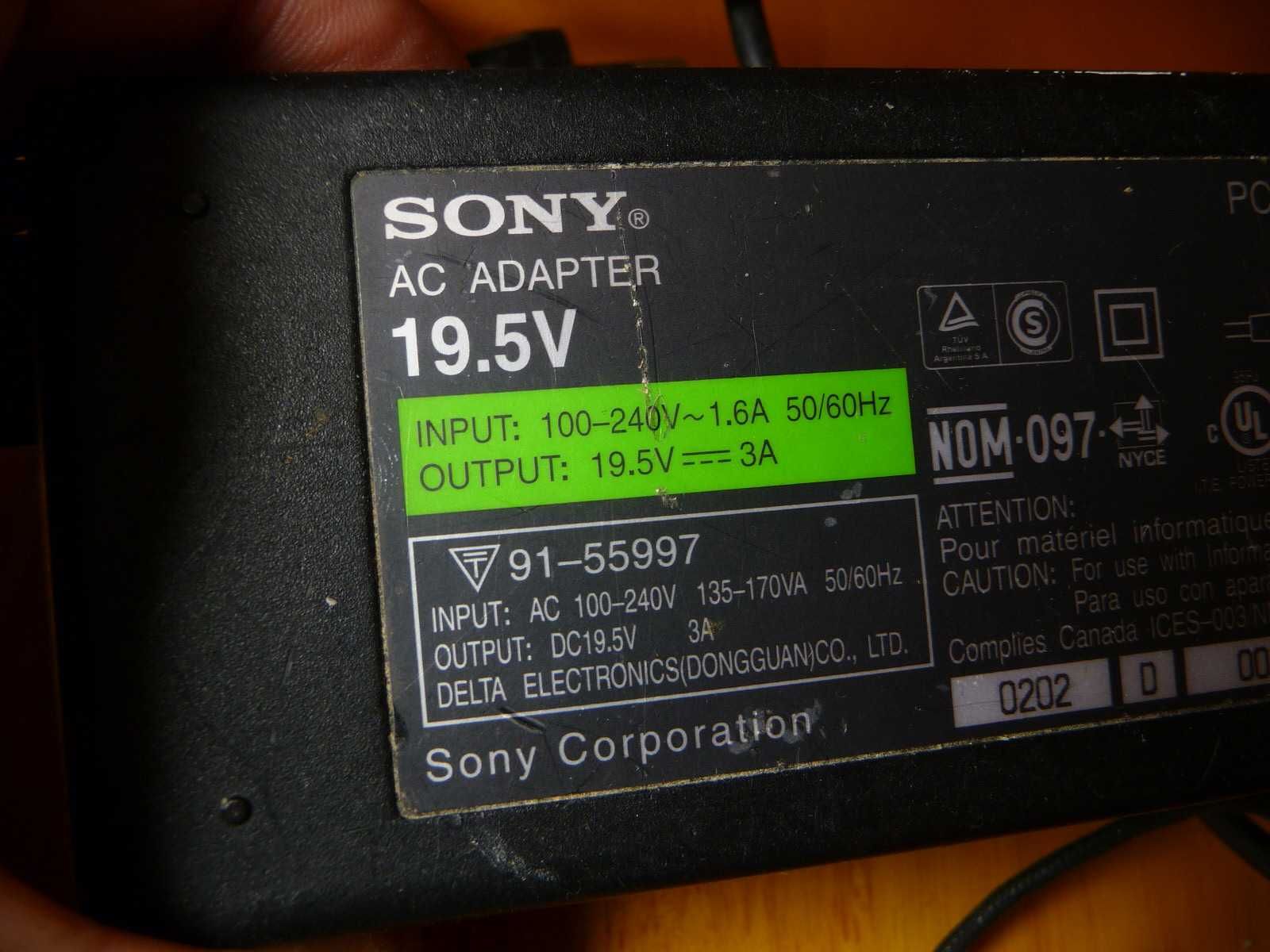 Sony adapter PSGA-AC 19 V1