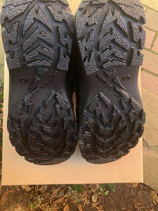 Ботінки черевики поліція