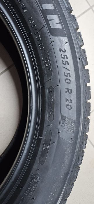 Opony zimowe 255/50 R20