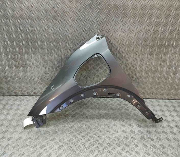 Nissan Ariya крило переднє праве чи ліве