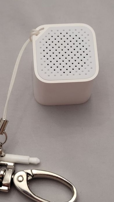 Kenneth Cole głośnik bluetooth mini w etui