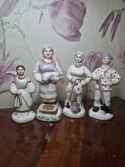 Фарфоровые статуэтки.  Фигурки.  Антиквариат. Фарфор. Порцеляна.  СССР