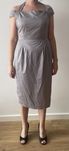 Vestido cinza brilhante