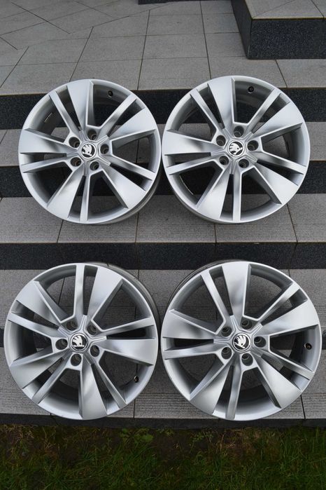 Alufelgi 5x112 Skoda 18 Cali Oryginalne stan bardzo dobry