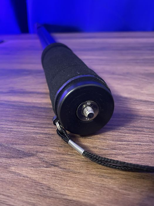 Monopod Izy 1,75 m + futerał, praktycznie nieużywany, stan idealny