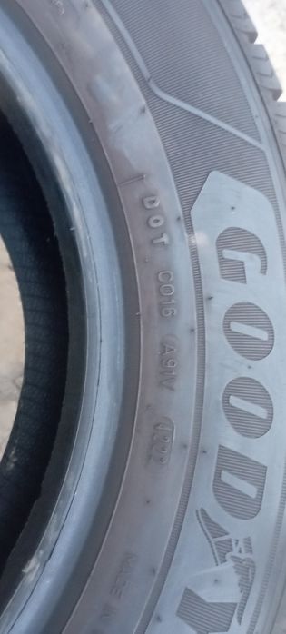 Opony 2szt DEMO 215/65/15C 104/102T Goodyear Efficient Grip Cargo