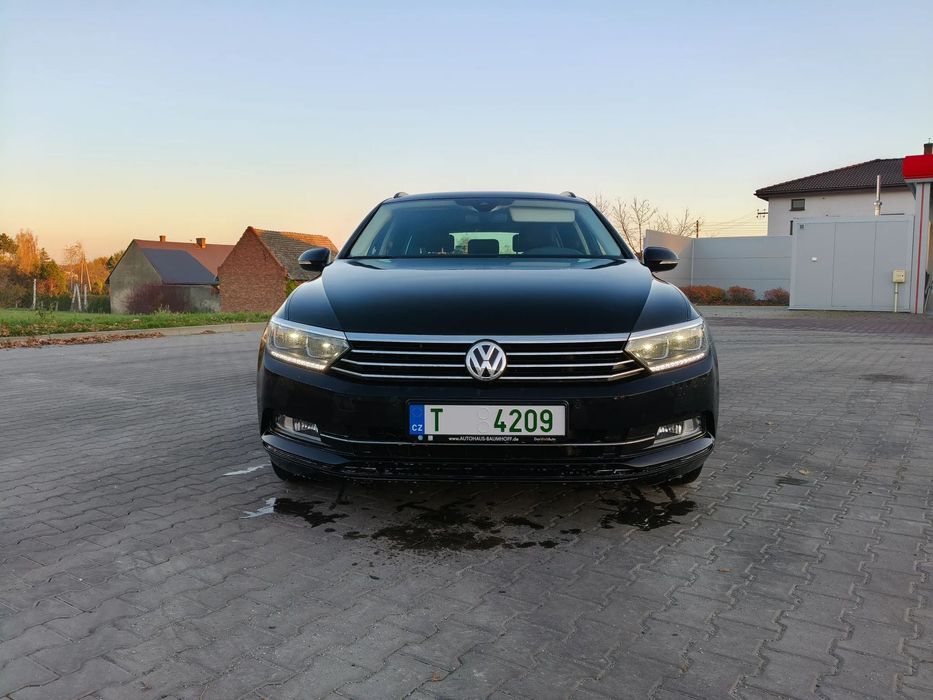 Volkswagen Passat VW Passat Kombi B8 2.0 TDI 190 KM R- linę Piękny