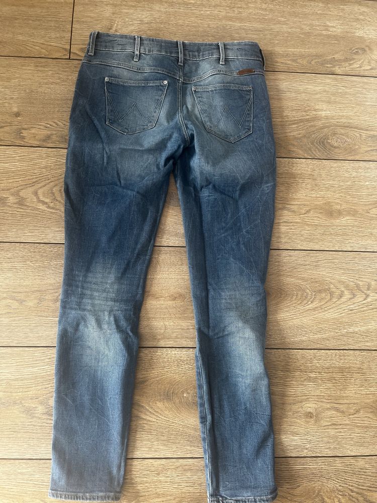 Dżinsy jeansy Wrangler Courtney Skinny L27 W30