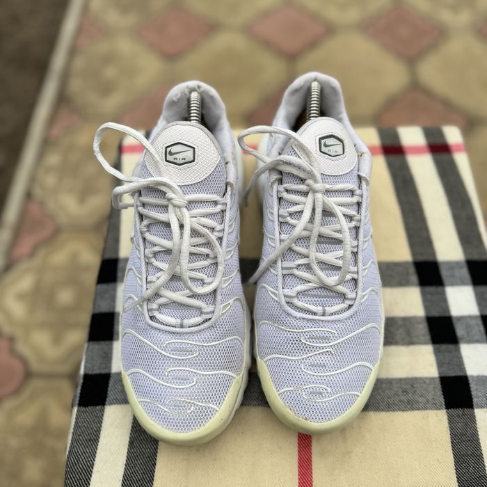 Кроссовки Nike Air Max Plus TN+ White, 40 размер, Оригинал, Кросівки