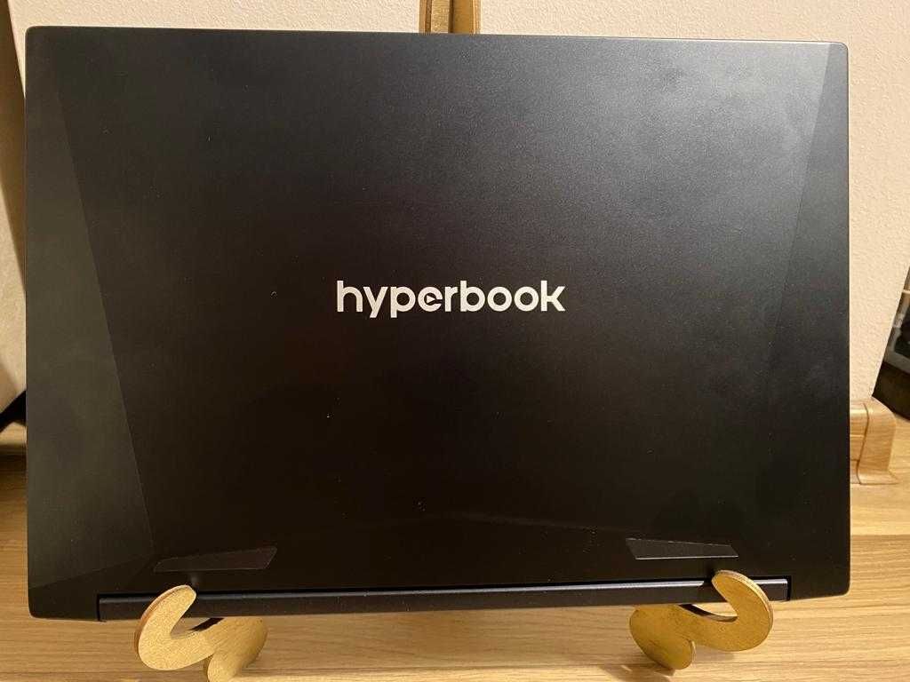Laptop Hyperbok NH5 i7 RTX 3060 64GB + Monitor MSI MD27 + Fotel SENSE7
