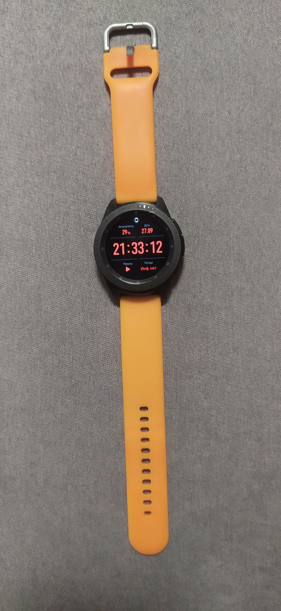 Продам galaxy watch 42 mm