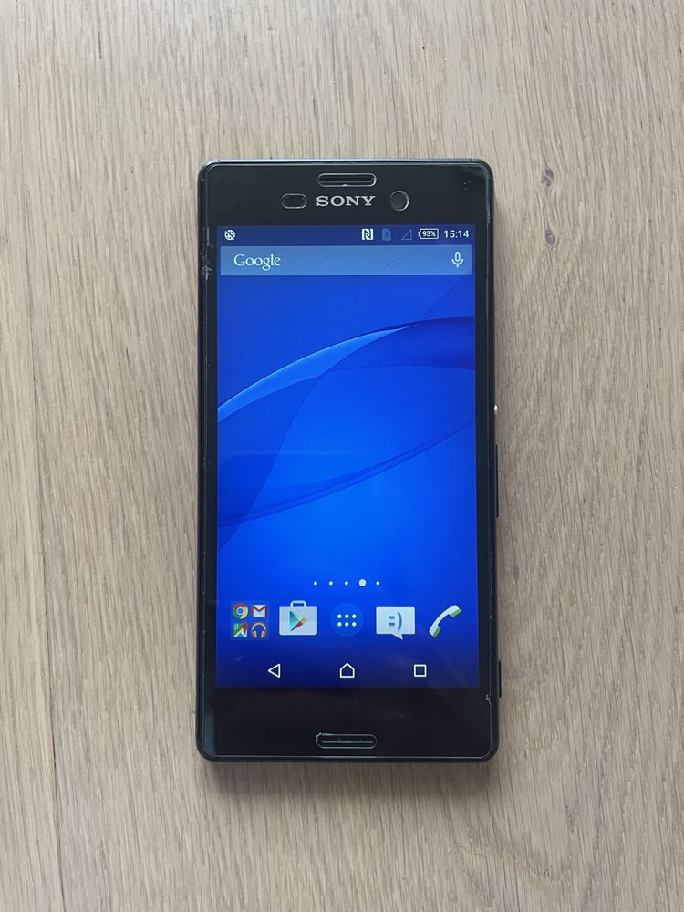 Sony Xperia e2303 z ładowarką