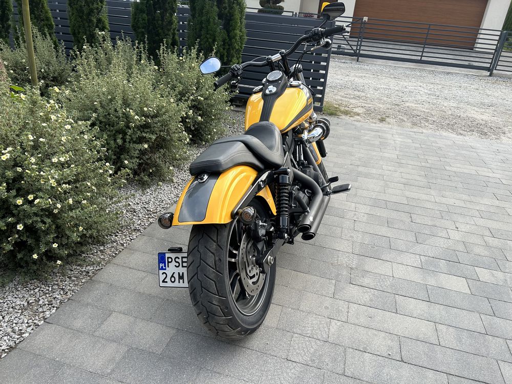 Harley-Davidson Dyna Street Bob 103