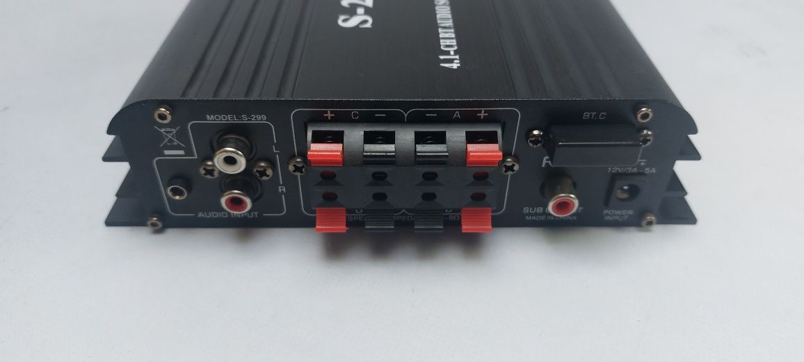 Amplificador s-299 4.1 Bluetooth Portátil para Carro e Casa  4 x 40W