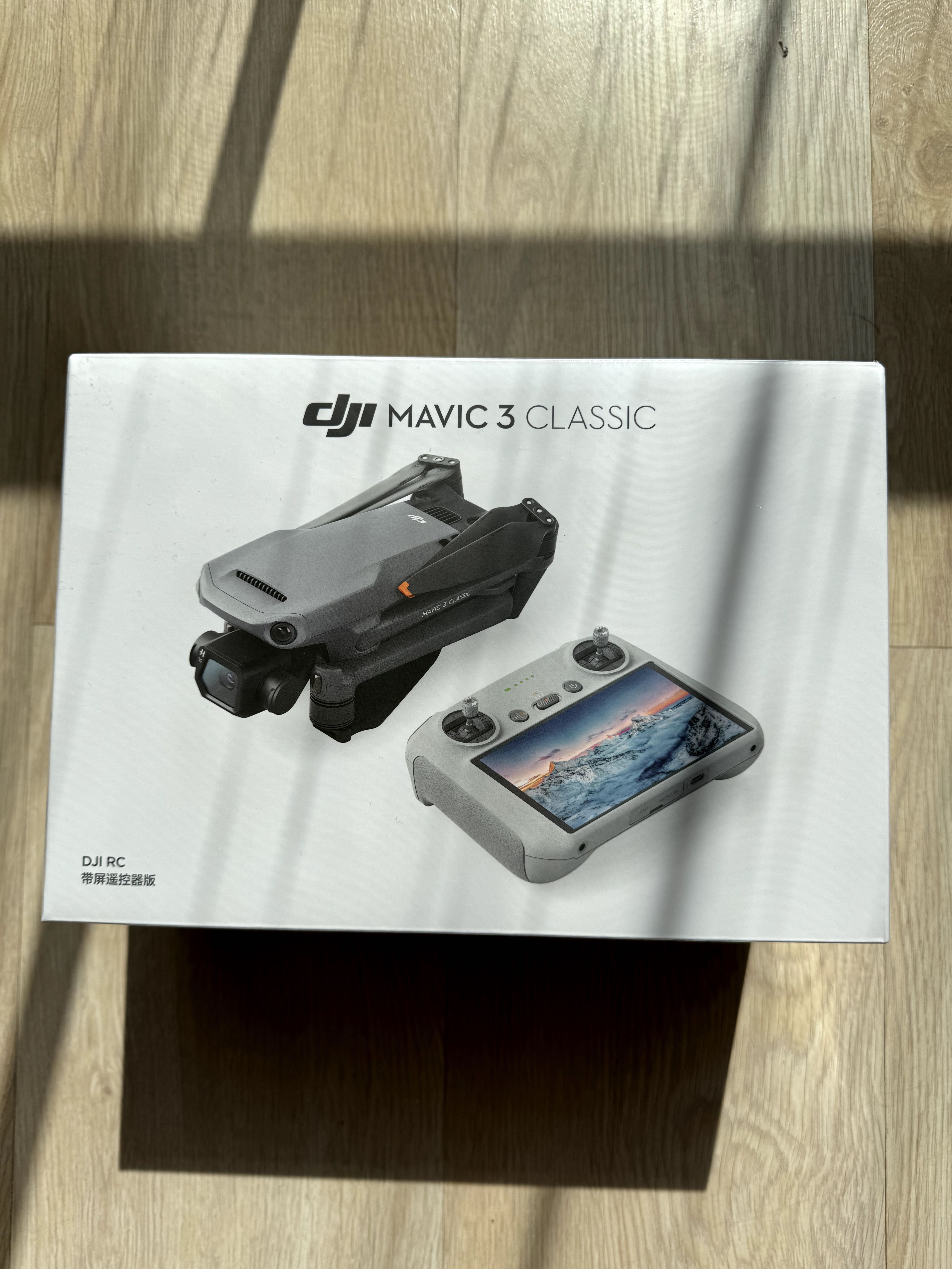 DJI Mavic 3 Classic (DJI RC)