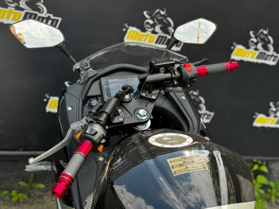 Мотоцикл ML 300 CBR