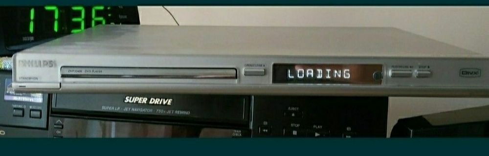 Двд Филипс 3040.