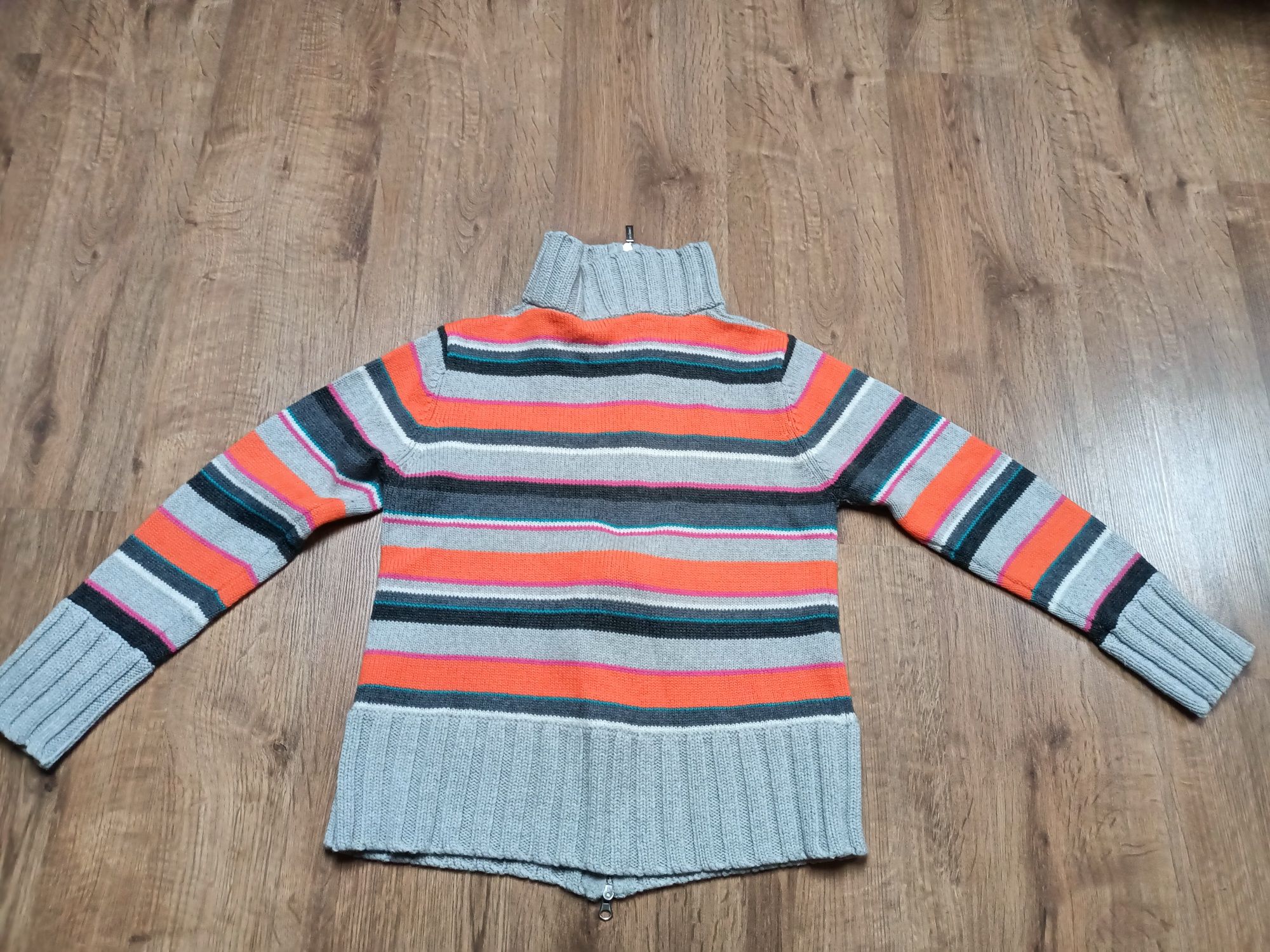 Rozpinany sweter wełniany, M