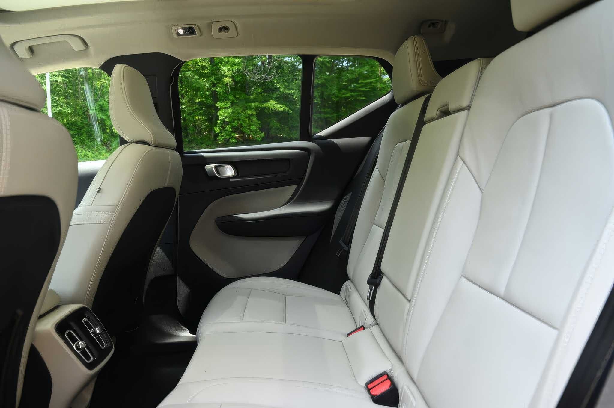 2021 Volvo XC40 T4 Inscription