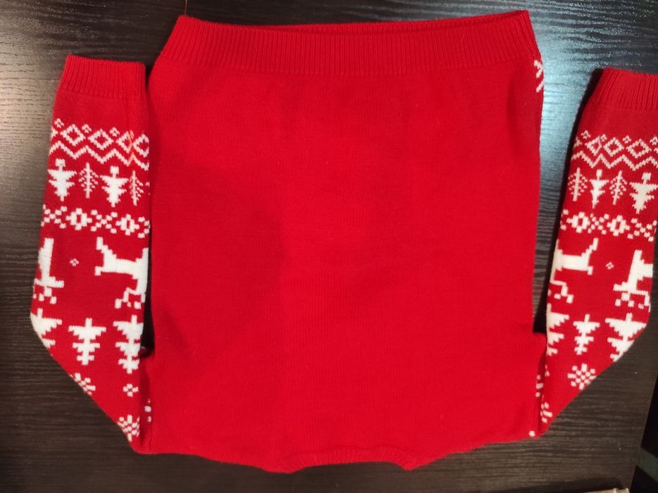 Sweter świąteczny z reniferem 140 cm