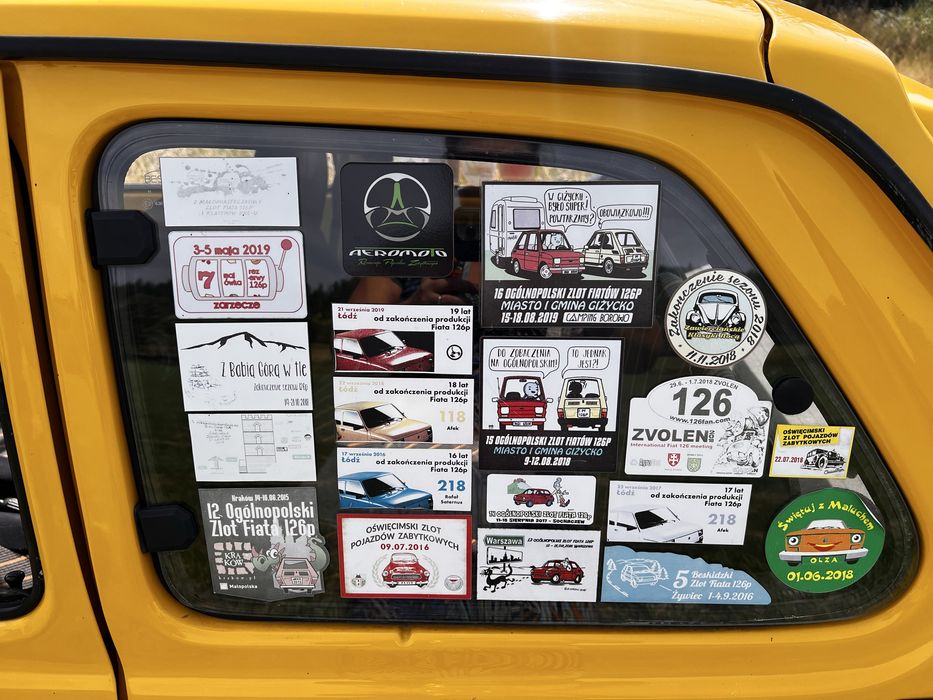 Fiat 126 Bis - zestaw z hakiem, bagażnikem dachowym i przyczepką!