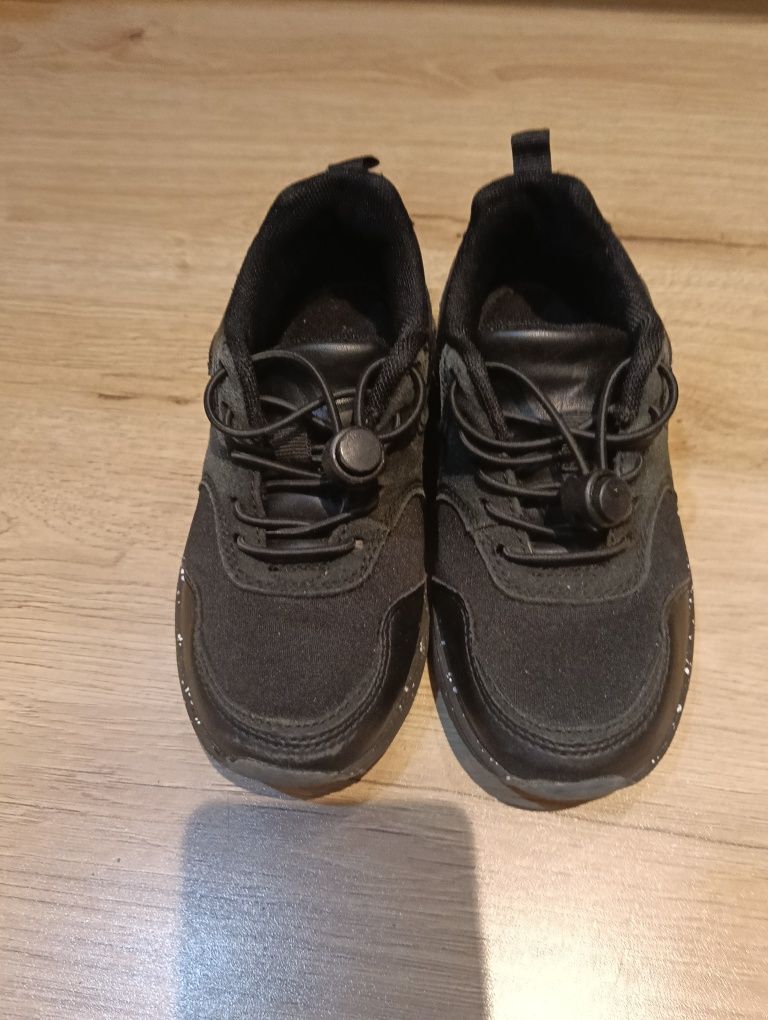 Adidasy dla chłopca roz.30 reserved